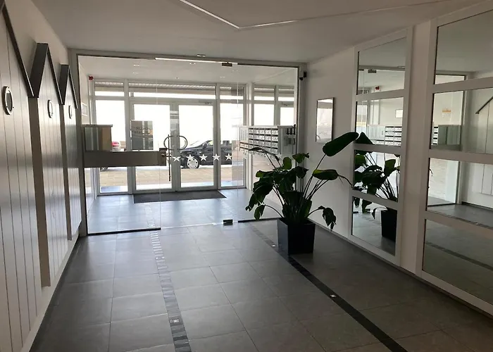 Les Justices Sea View & Nearby Bruges Apartment *